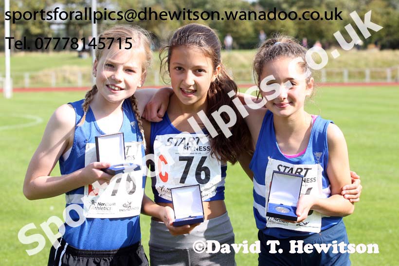 Girls under-13s, Northern Road Relays, Blackpool. Photo: David T. Hewitson/Sports for All Pics